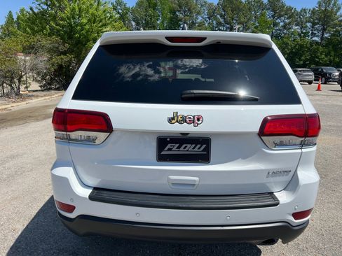 Used 2021 Jeep Grand Cherokee Laredo X image 14