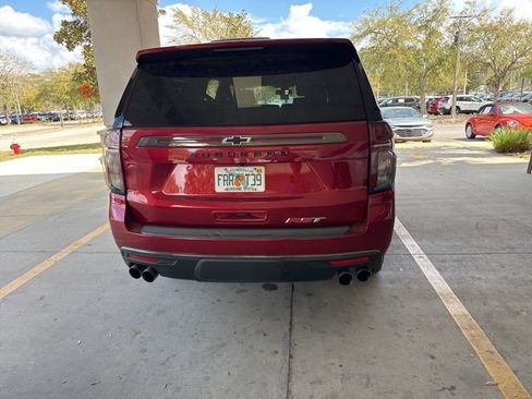 Used 2022 Chevrolet Suburban RST w/ Sport Performance Package image 8