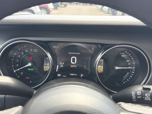Used 2023 Jeep Wrangler Unlimited w/ Cold Weather Group AWD/4WD image 19