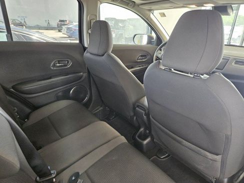 Used 2019 Honda HR-V EX image 12