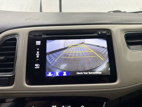Used 2017 Honda HR-V EX image 30