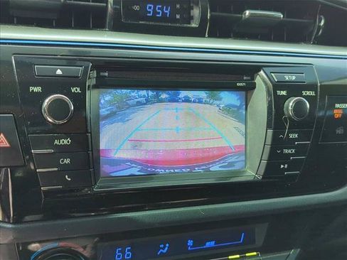 Used 2016 Toyota Corolla S FWD image 22