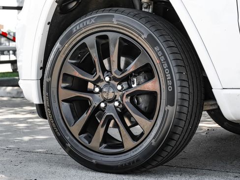 Used 2019 Jeep Grand Cherokee Altitude image 67