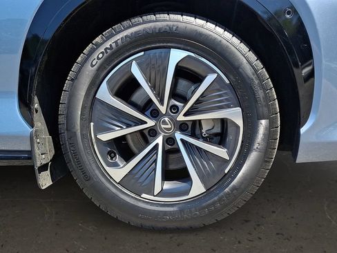 Used 2023 Lexus RZ 450e Premium w/ Technology Package AWD/4WD image 7
