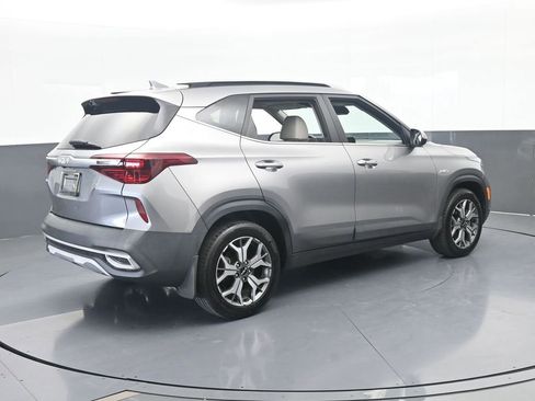 Used 2022 Kia Seltos EX AWD/4WD image 6
