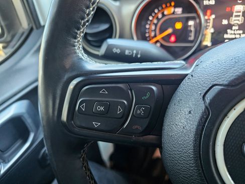 Used 2020 Jeep Wrangler Unlimited Sport image 18