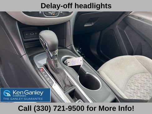 Used 2022 Chevrolet Equinox LS w/ LS Convenience Package image 34