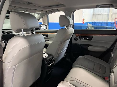 Used 2022 Honda CR-V Touring image 17