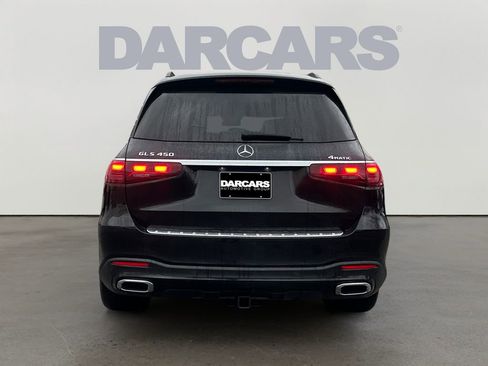Used 2025 Mercedes-Benz GLS 450 4MATIC image 6