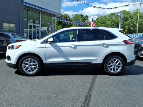 Certified 2023 Ford Edge SEL w/ Convenience Package AWD/4WD image 5