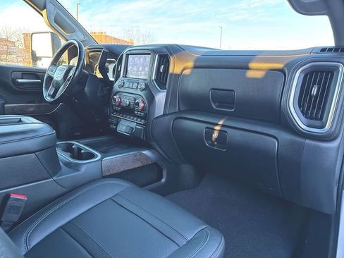 Used 2022 GMC Sierra 2500 Denali w/ Denali Ultimate Package image 30