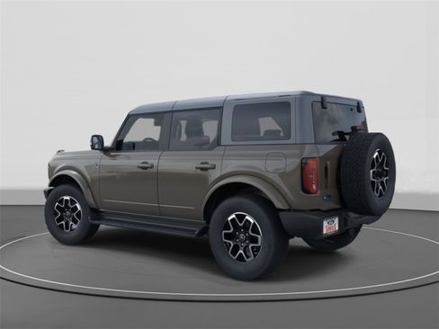 New 2025 Ford Bronco Outer Banks image 4