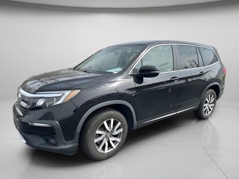 Used 2020 Honda Pilot EX image 2