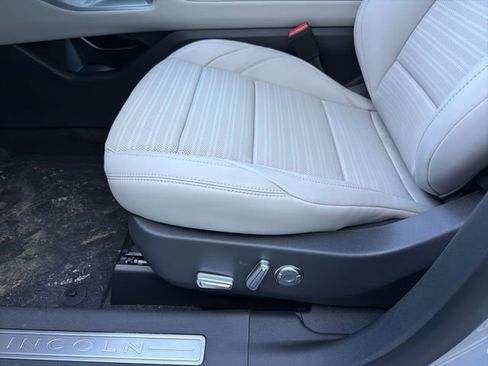 New 2026 Lincoln Nautilus Reserve w/ Jet Appearance Package image 11