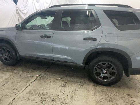 Used 2024 Honda Pilot TrailSport image 12