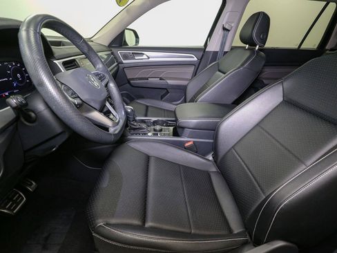 Certified 2023 Volkswagen Atlas SEL R-Line AWD/4WD image 48