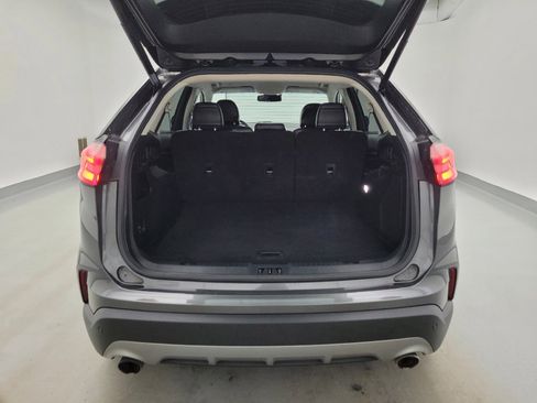 Used 2019 Ford Edge Titanium w/ Cold Weather Package AWD/4WD image 29