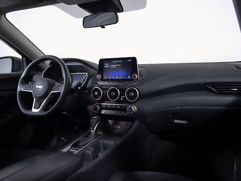 Used 2023 Nissan Sentra SV FWD image 22