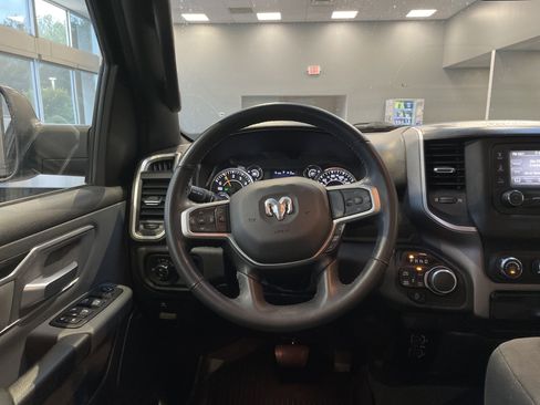 Used 2022 RAM 1500 Big Horn AWD/4WD image 19
