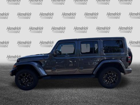 Used 2021 Jeep Wrangler Unlimited Sahara AWD/4WD image 7