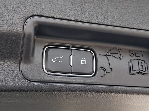 New 2026 Ford Explorer Active AWD/4WD image 31