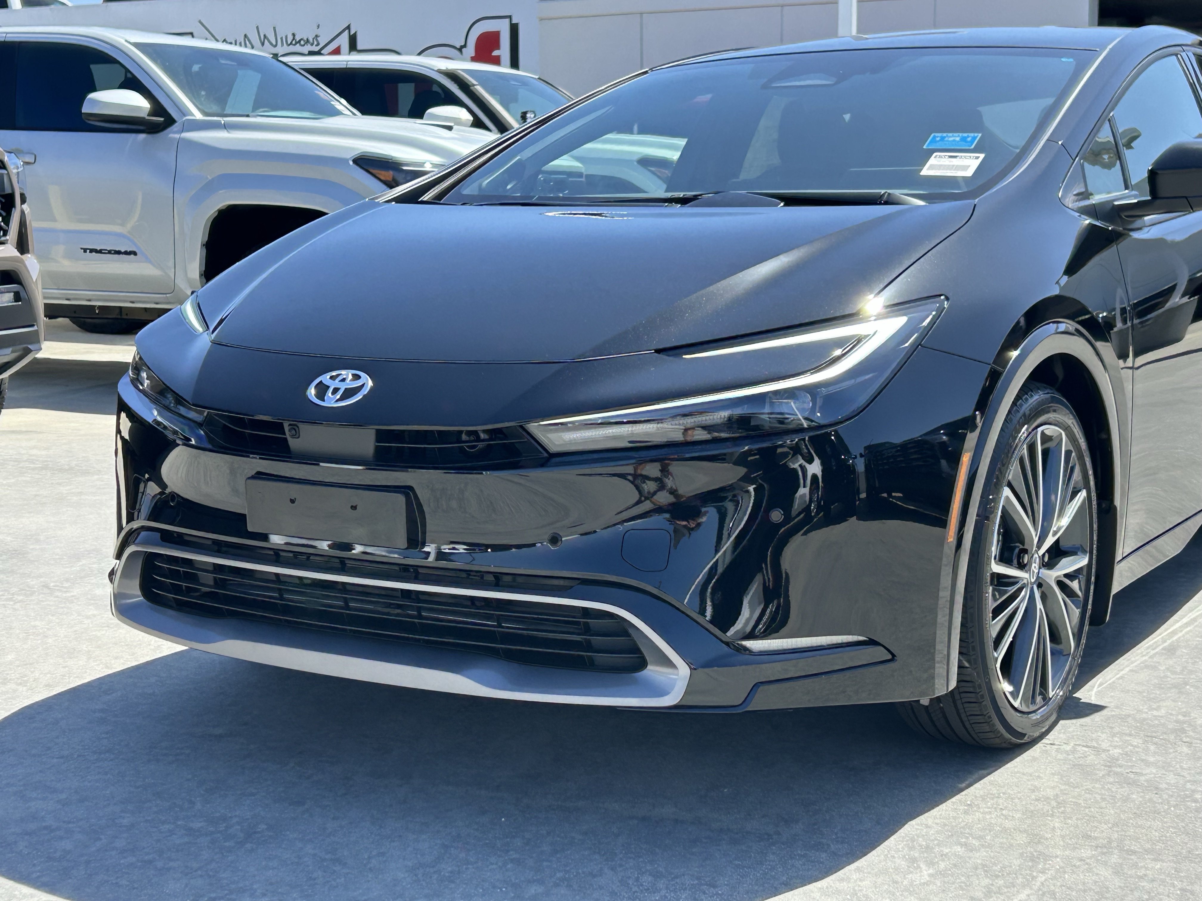 New 2027 Toyota Prius Limited w/ Limited Premium Package FWD image 7