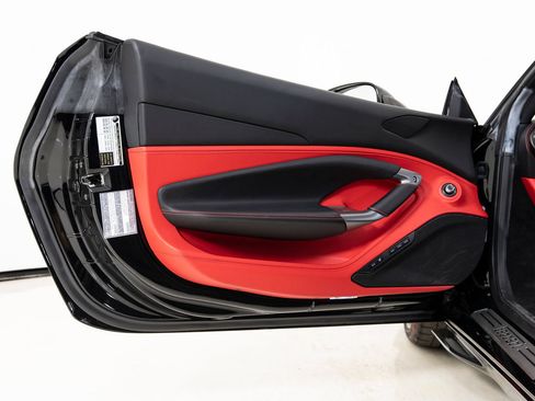 Certified 2020 Ferrari F8 Tributo RWD image 23
