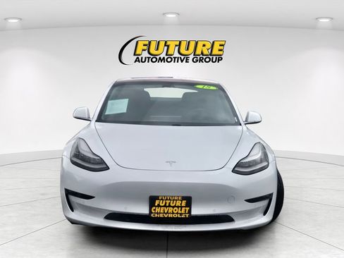 Used 2018 Tesla Model 3 Long Range image 2