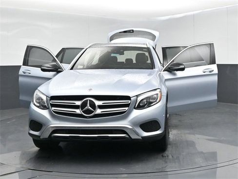 Used 2018 Mercedes-Benz GLC 350e 4MATIC image 63