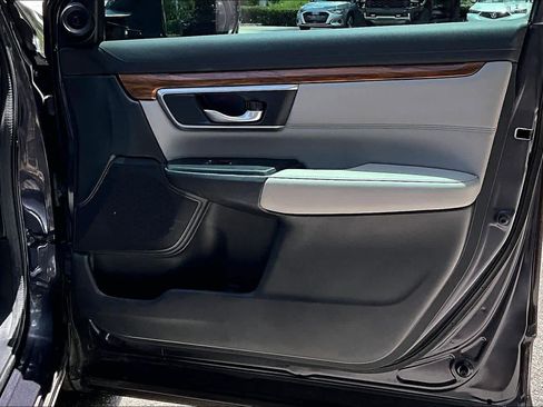 Used 2017 Honda CR-V Touring image 27