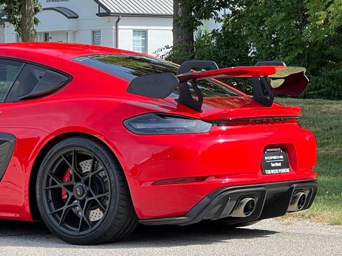 Used 2025 Porsche 718 Cayman GT4 RS RWD image 10