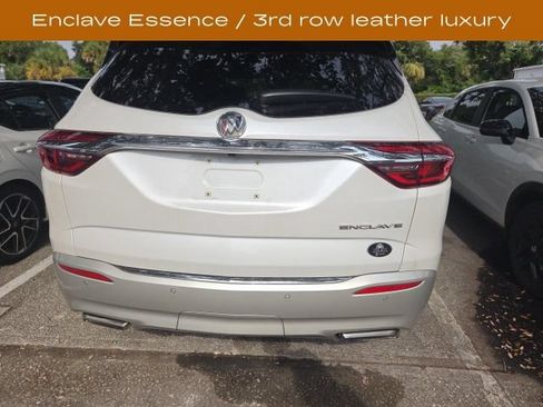 Used 2019 Buick Enclave Essence w/ LPO, Luxury Package FWD image 8