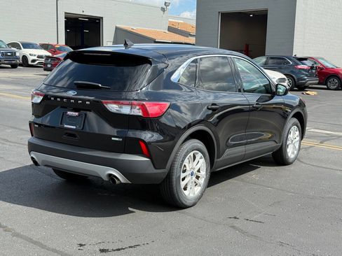 Used 2020 Ford Escape SE AWD/4WD image 4