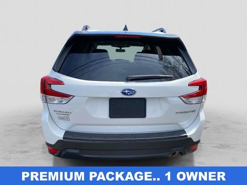 Certified 2024 Subaru Forester Premium AWD/4WD image 4