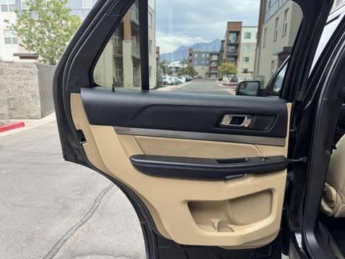 Used 2016 Ford Explorer 4WD image 21