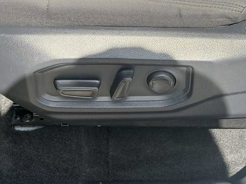 Certified 2025 Toyota Sequoia SR5 AWD/4WD image 23