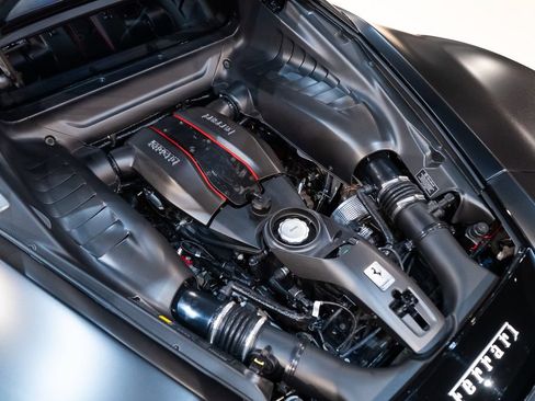 Certified 2019 Ferrari 488 Pista Coupe RWD image 17