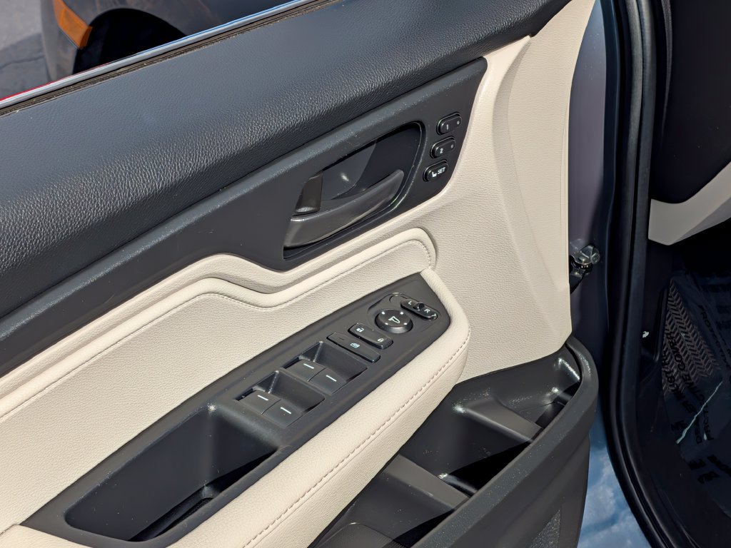 Used 2025 Honda Odyssey EX-L image 17