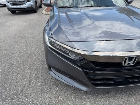 Used 2018 Honda Accord Sport image 13