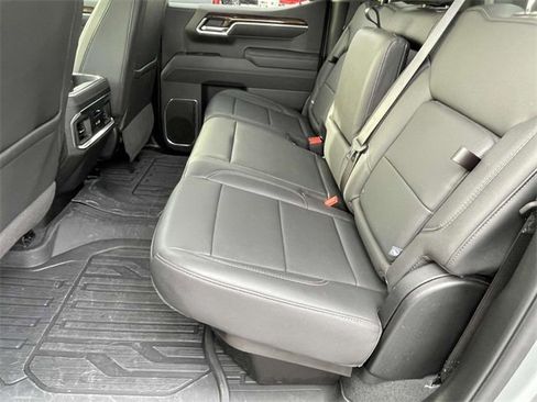Used 2025 GMC Sierra 1500 Elevation w/ Elevation Premium Package image 12
