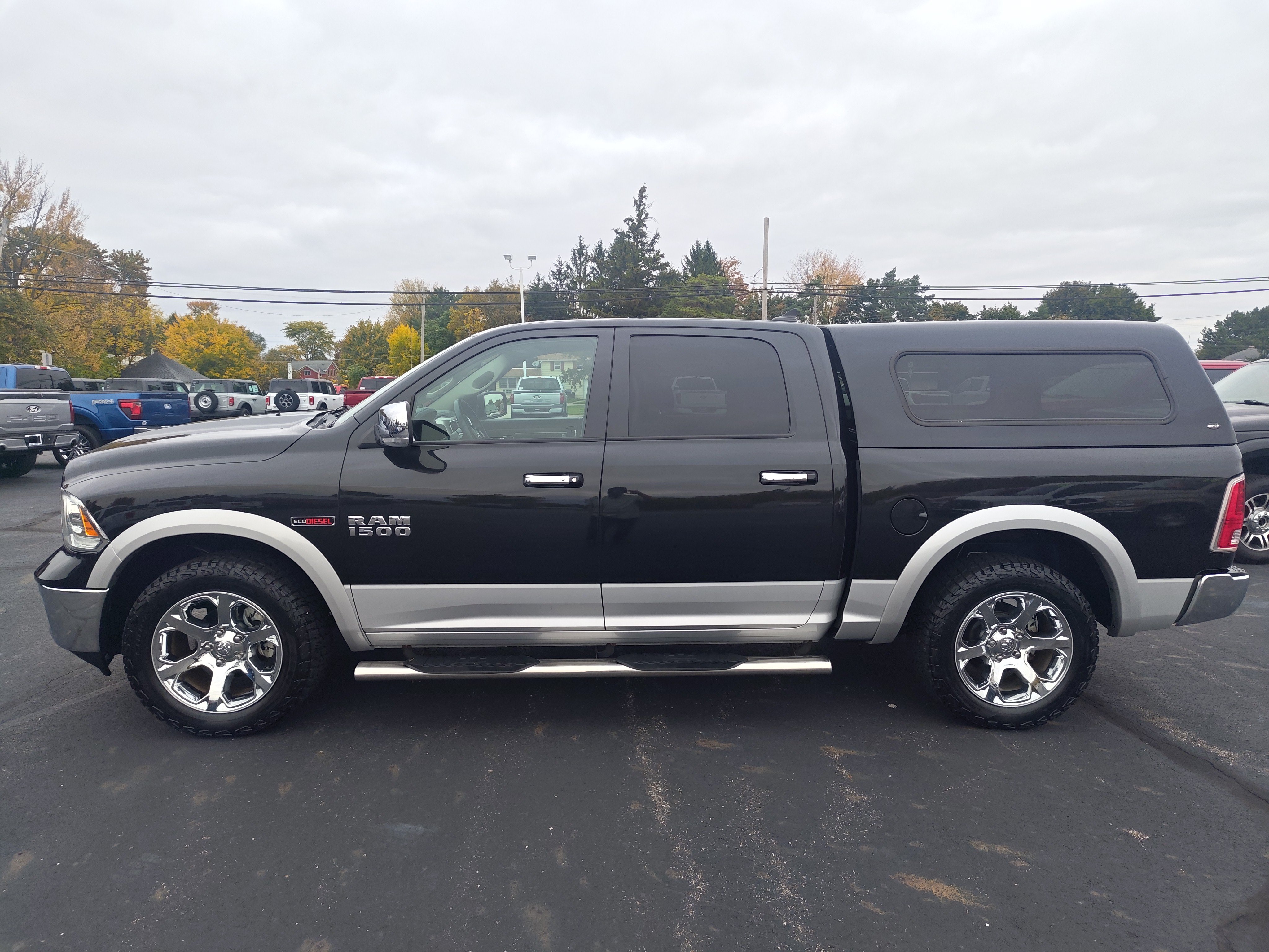 Used 2016 RAM 1500 Laramie w/ Convenience Group AWD/4WD image 1