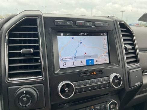 Used 2018 Ford Expedition Limited w/ Equipment Group 301A AWD/4WD image 15