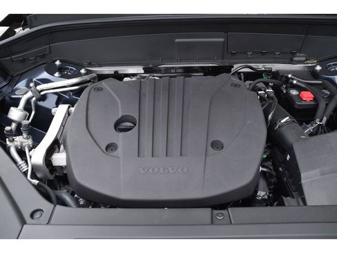 New 2026 Volvo XC90 B5 Core w/ Protection Package Premier AWD/4WD image 25