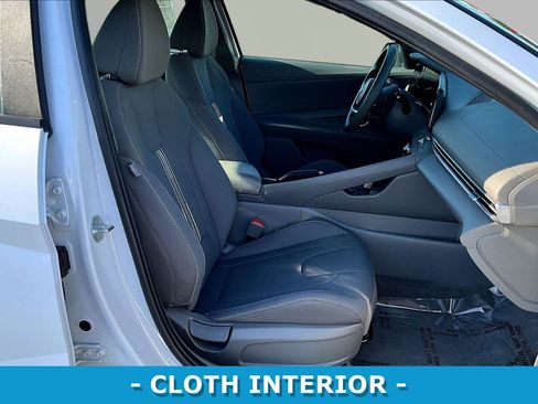 Used 2024 Hyundai Elantra SEL FWD image 29