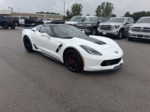 Used 2019 Chevrolet Corvette Grand Sport RWD image 4