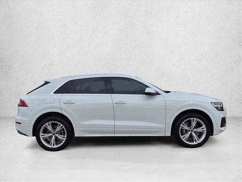 Used 2022 Audi Q8 Premium Plus AWD/4WD image 3