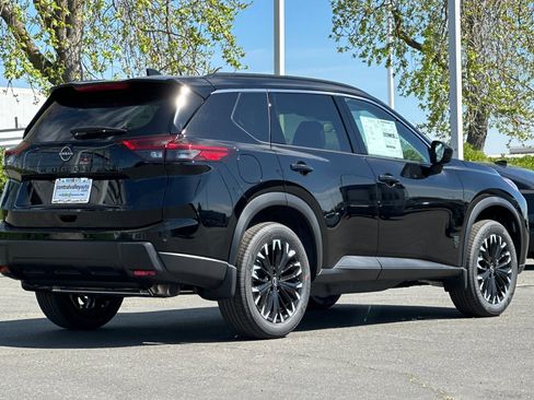 New 2026 Nissan Rogue Dark Armor image 4