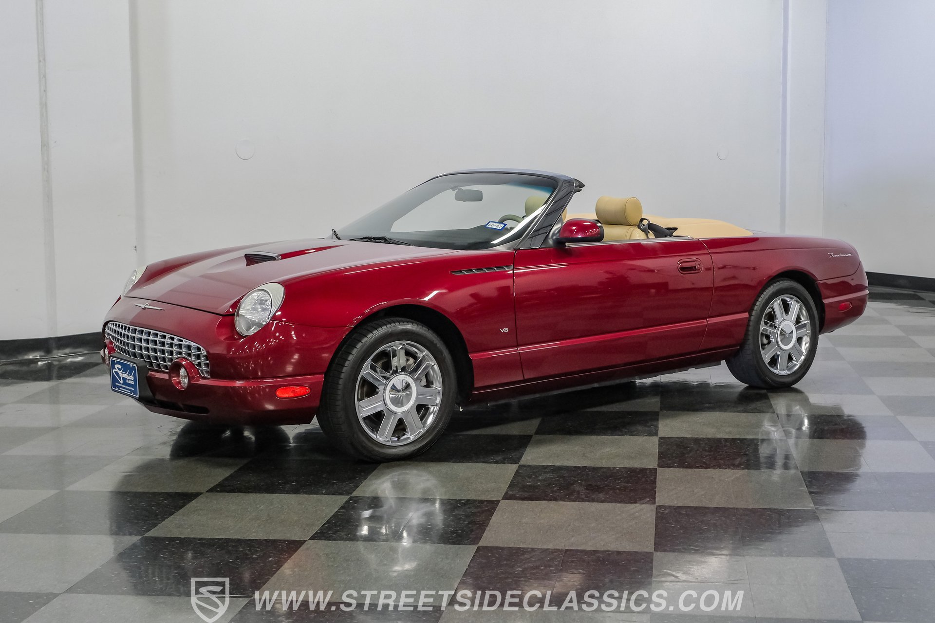 Used 2004 Ford Thunderbird RWD image 6
