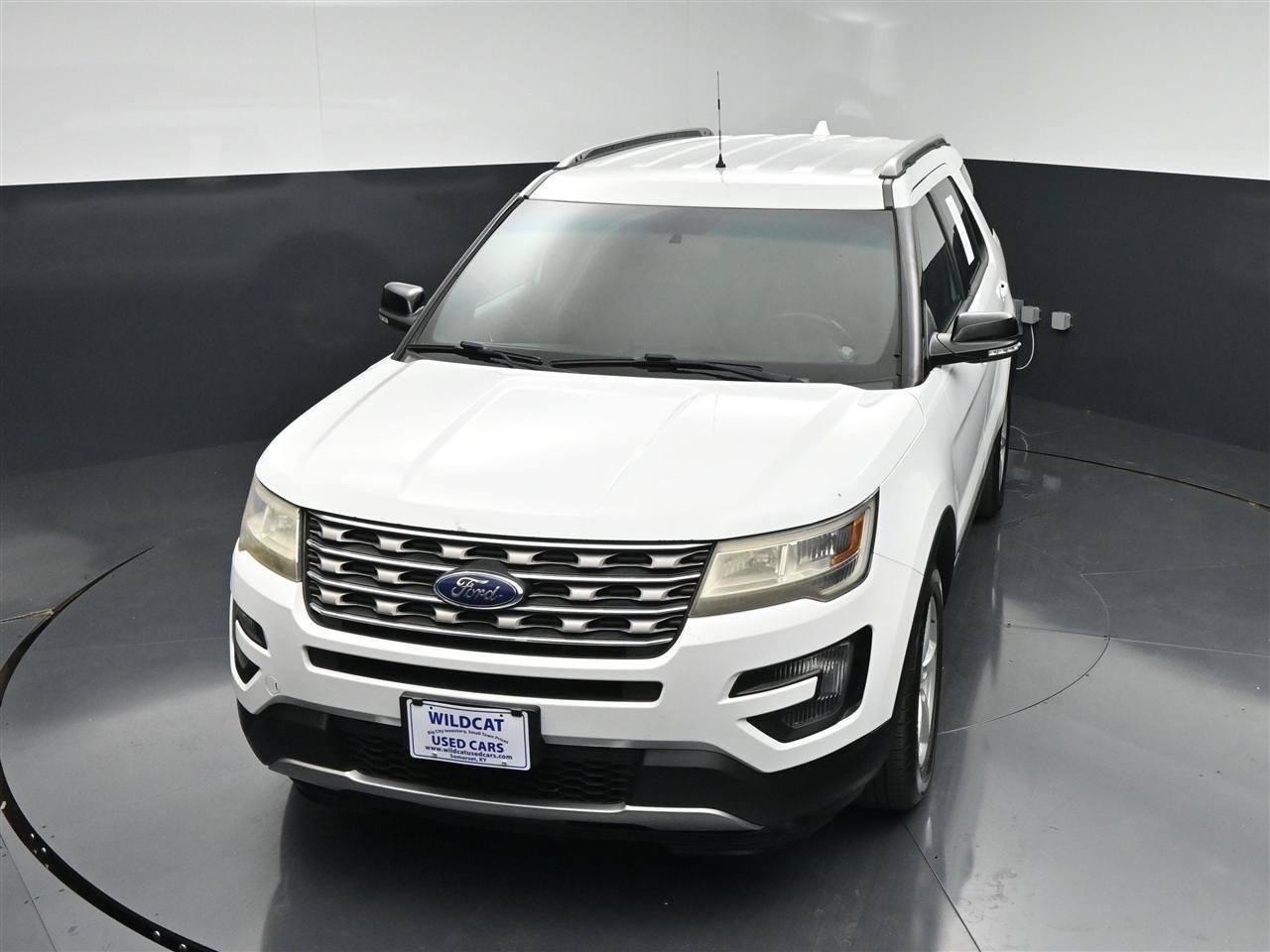 Used 2016 Ford Explorer XLT AWD/4WD image 20