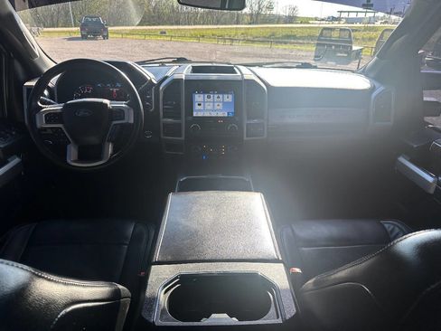 Used 2019 Ford F250 Lariat w/ Lariat Ultimate Package image 32